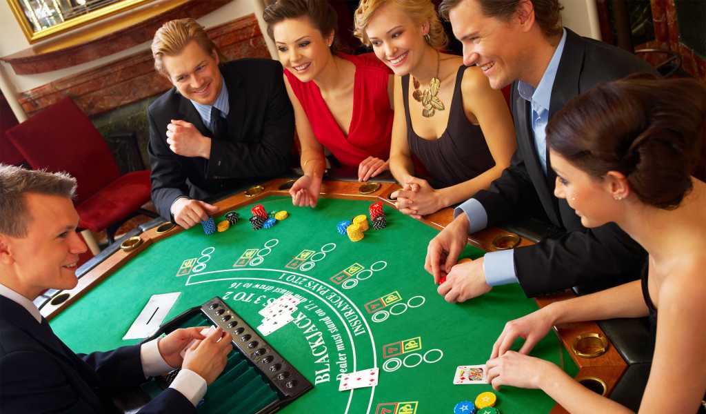 Casino Loyalty Programs Rewarding Consistent Online Gaming Participation and Activity